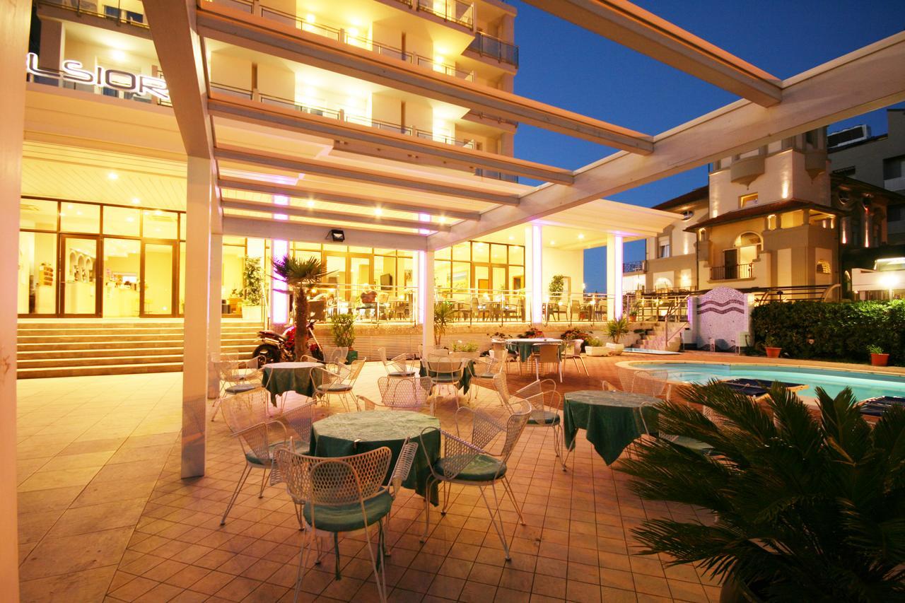 Hotel Excelsior Cattolica Exterior photo